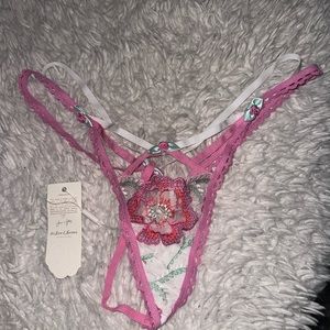 Victoria’s Secret thong